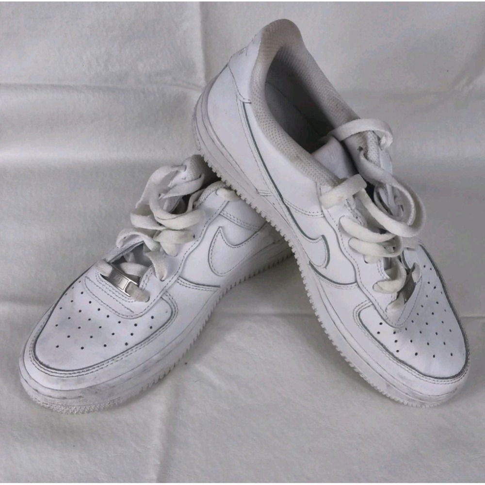 Nike Air Force 1 Low LE Triple White DH2920-111 6.5Y Women's 8 Used